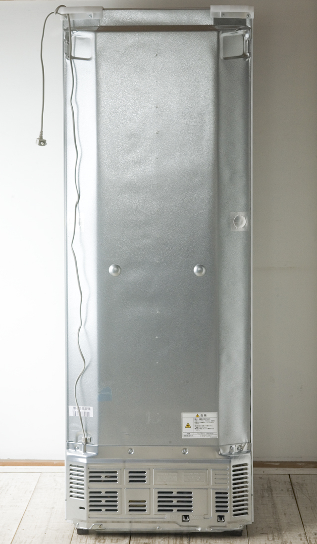MITSUBISHI：三菱のノンフロン冷凍冷蔵庫「MR-C34X」-03