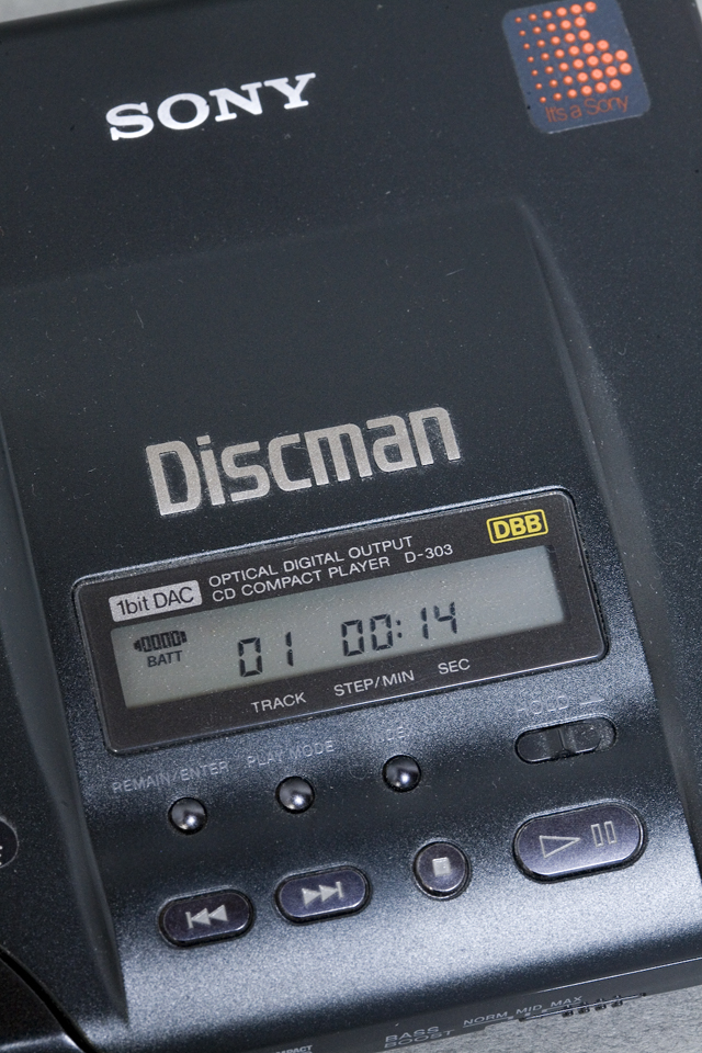SONY：ソニーのDiscman：ディスクマン「D-303」-02