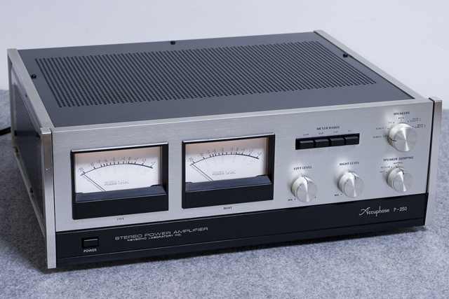 Accuphase：アキュフェーズのステレオパワーアンプ「P-250」-01