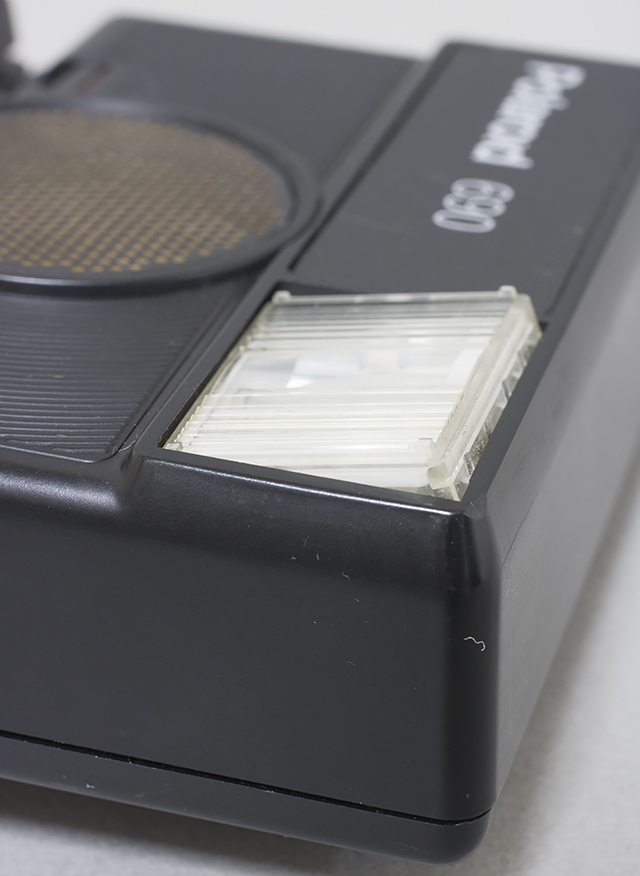 オートフォーカスインスタントフィルムカメラ「Polaroid：ポラロイド｜690」-02